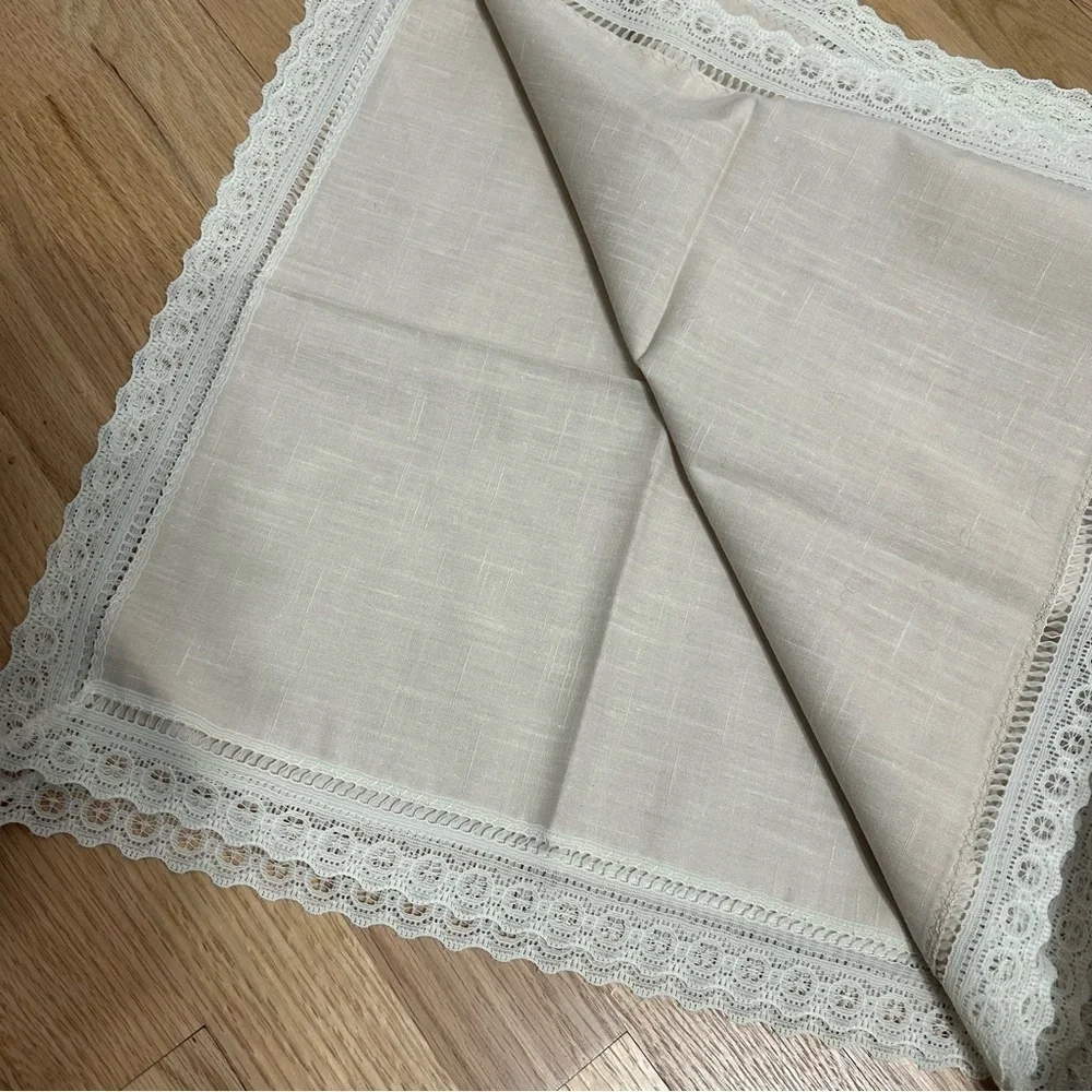 Vintage Lace Tan Napkins Doily 4 Pack Bundle Wedding Decor Boho Cream